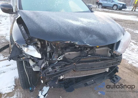 2017 Nissan Rogue Sv z USA, uszkodzony, nr VIN KNMAT2MVXHP526068